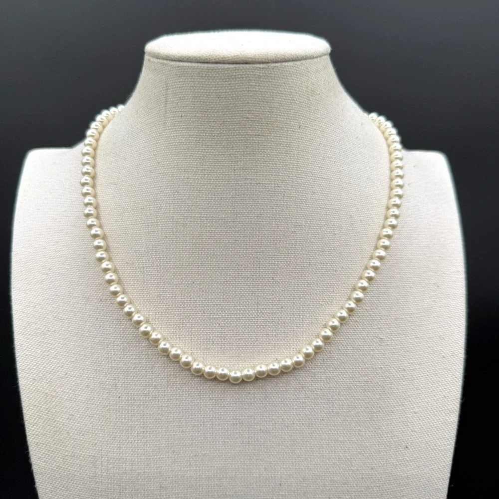 Ivory Faux Pearl Necklace Graduated Beads Gold Tone Clasp Coquette Bridal Gift